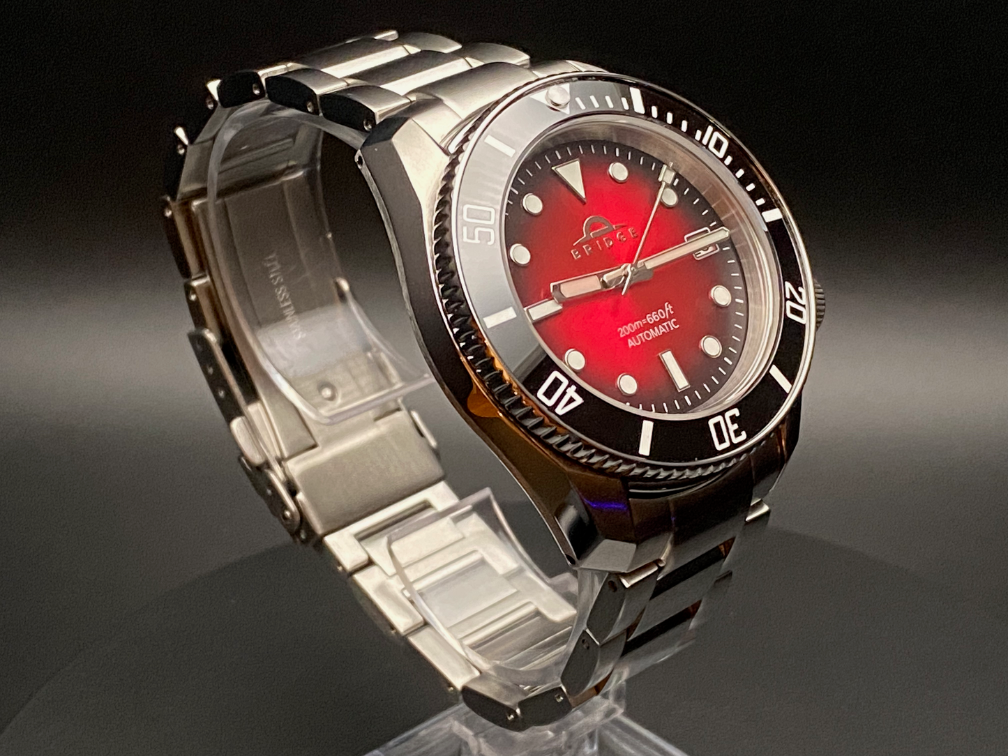 Crimson Diver
